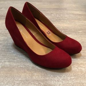 Red suede wedges!